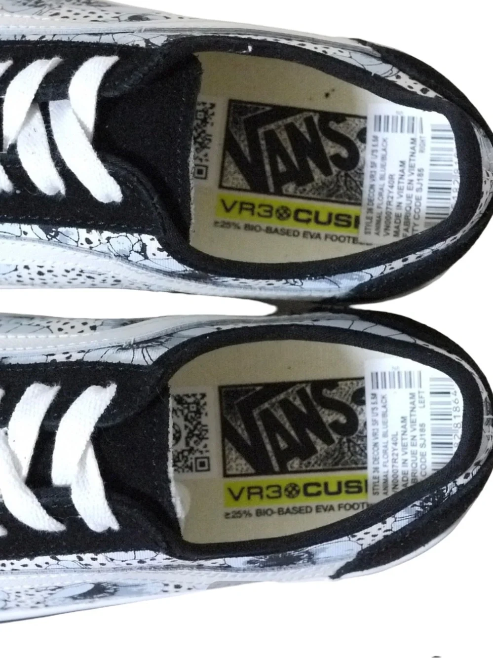 Woman’s Vans Style 36 Deacon VR3 Cush Sneakers Blue & Black Floral Size 9